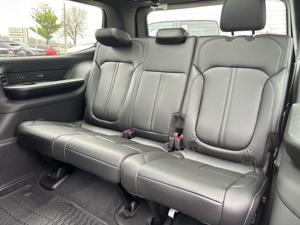 2026 Jeep Grand Wagoneer Upland