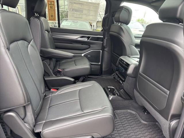 2026 Jeep Grand Wagoneer GRAND WAGONEER UPLAND 4X4