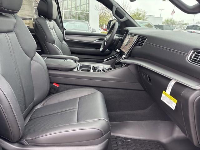 2026 Jeep Grand Wagoneer GRAND WAGONEER UPLAND 4X4