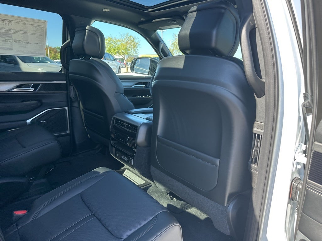 2025 Jeep Wagoneer Series II