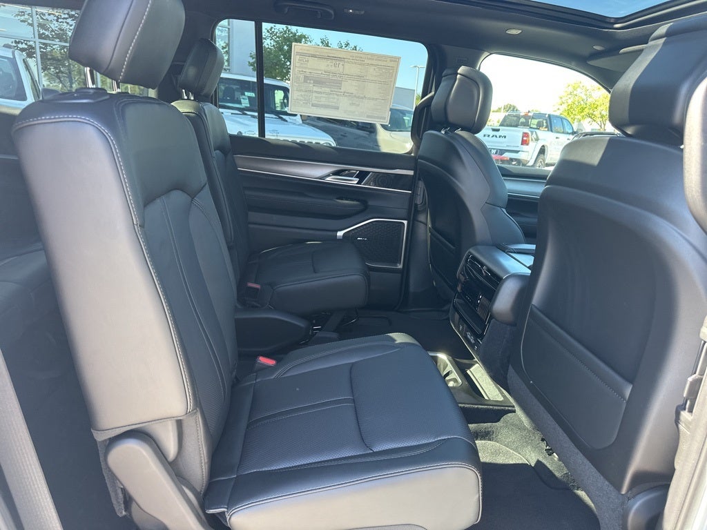 2025 Jeep Wagoneer Series II