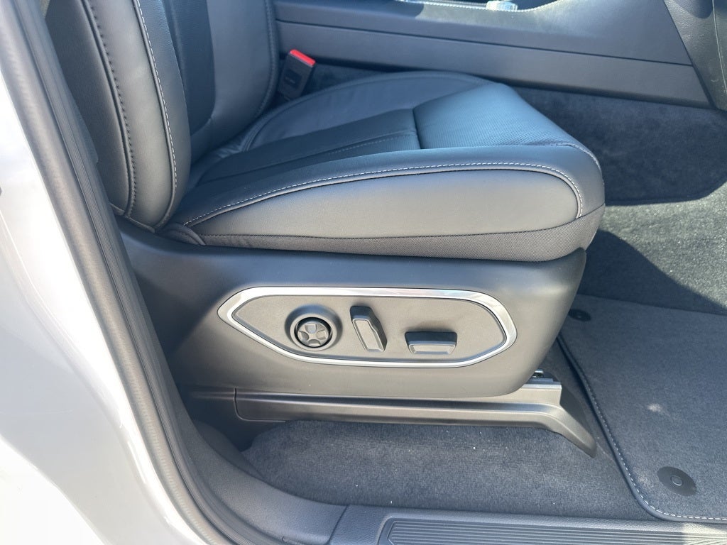 2025 Jeep Wagoneer Series II