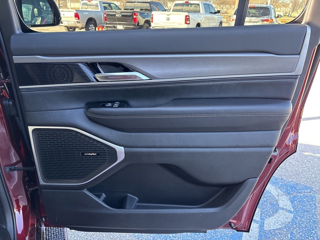 2026 Jeep Grand Wagoneer Limited Altitude