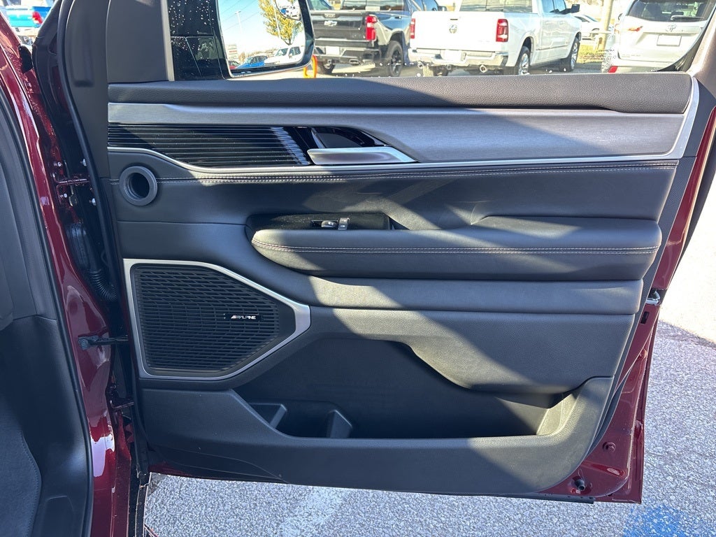 2026 Jeep Grand Wagoneer Limited Altitude