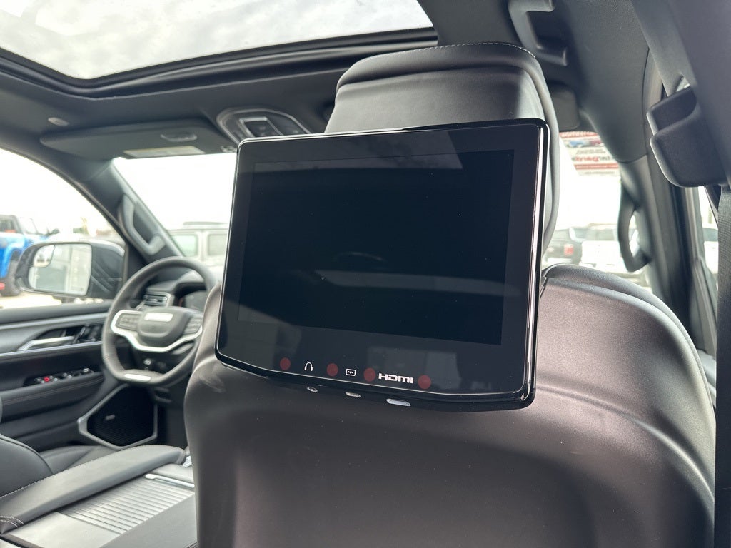 2026 Jeep Grand Wagoneer Limited Reserve