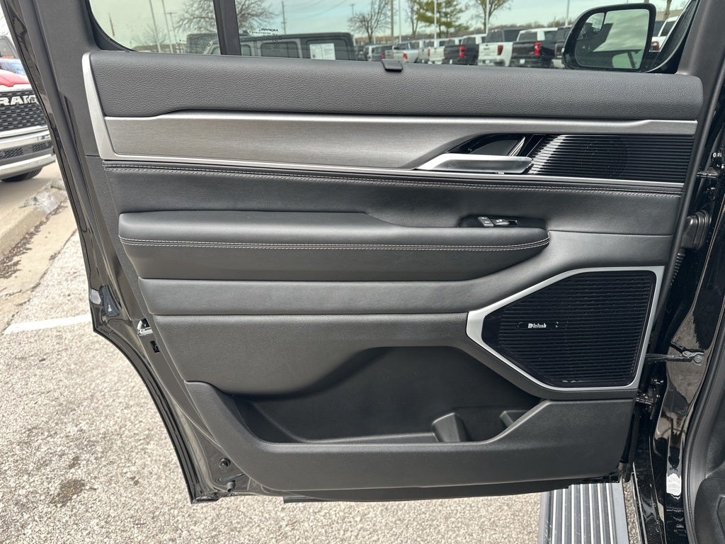 2026 Jeep Grand Wagoneer Limited Reserve