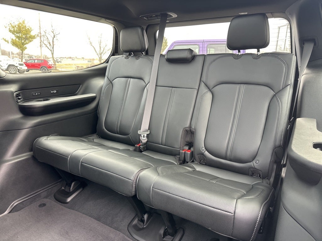 2026 Jeep Grand Wagoneer Limited Reserve