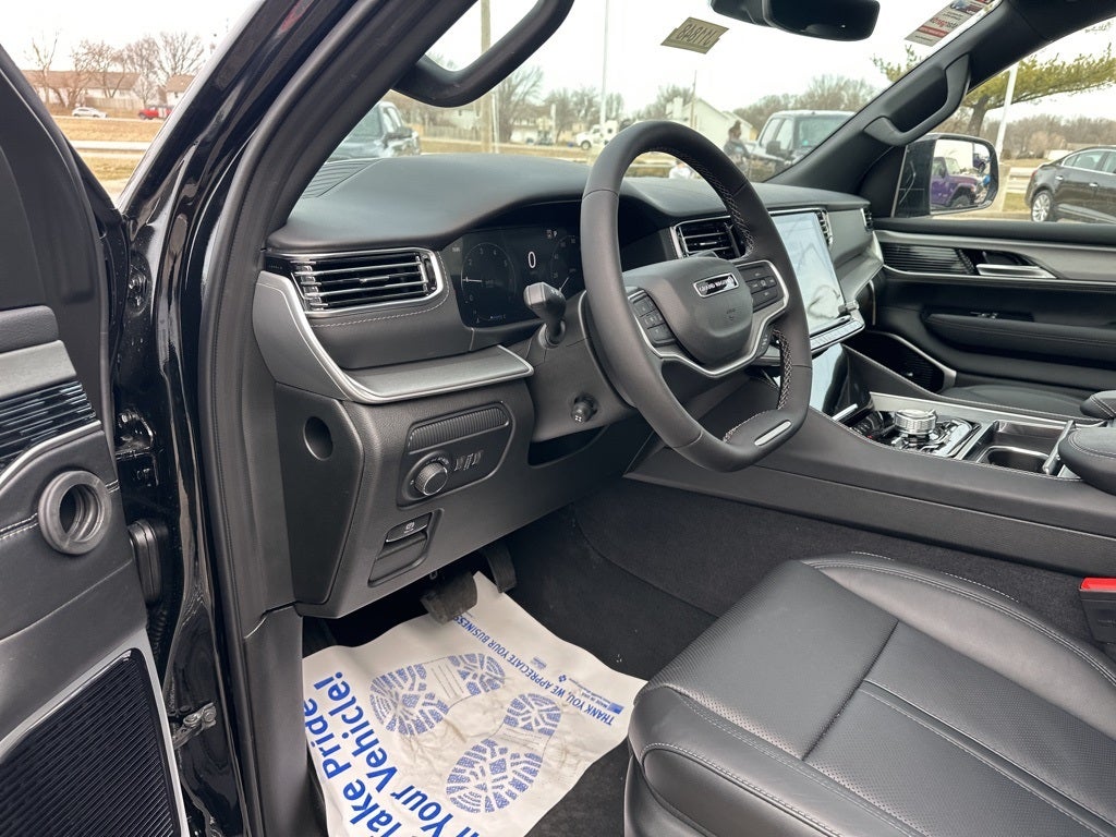 2026 Jeep Grand Wagoneer Limited Reserve