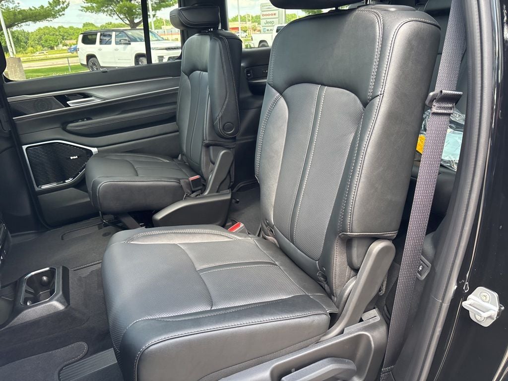 2026 Jeep Grand Wagoneer Limited Reserve