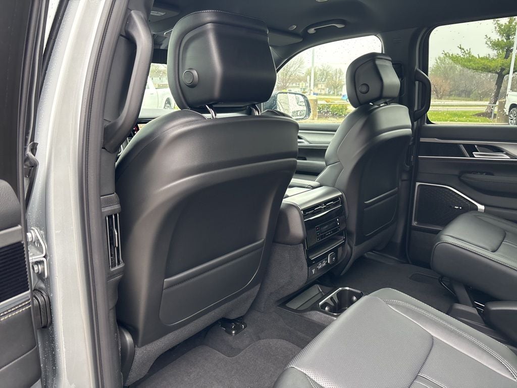 2026 Jeep Grand Wagoneer Limited Altitude