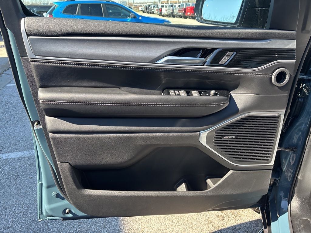 2026 Jeep Grand Wagoneer Limited Altitude