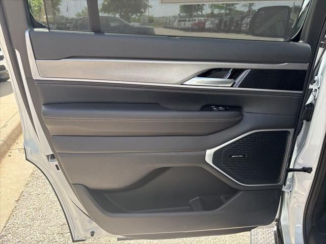 2026 Jeep Grand Wagoneer GRAND WAGONEER LIMITED ALTITUDE 4X4
