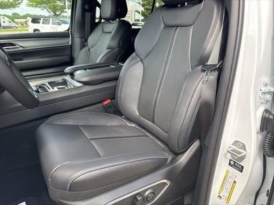 2026 Jeep Grand Wagoneer GRAND WAGONEER LIMITED ALTITUDE 4X4