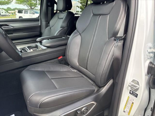 2026 Jeep Grand Wagoneer GRAND WAGONEER LIMITED ALTITUDE 4X4