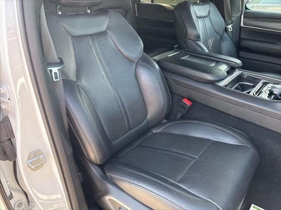 2023 Jeep Wagoneer Series III 4x4