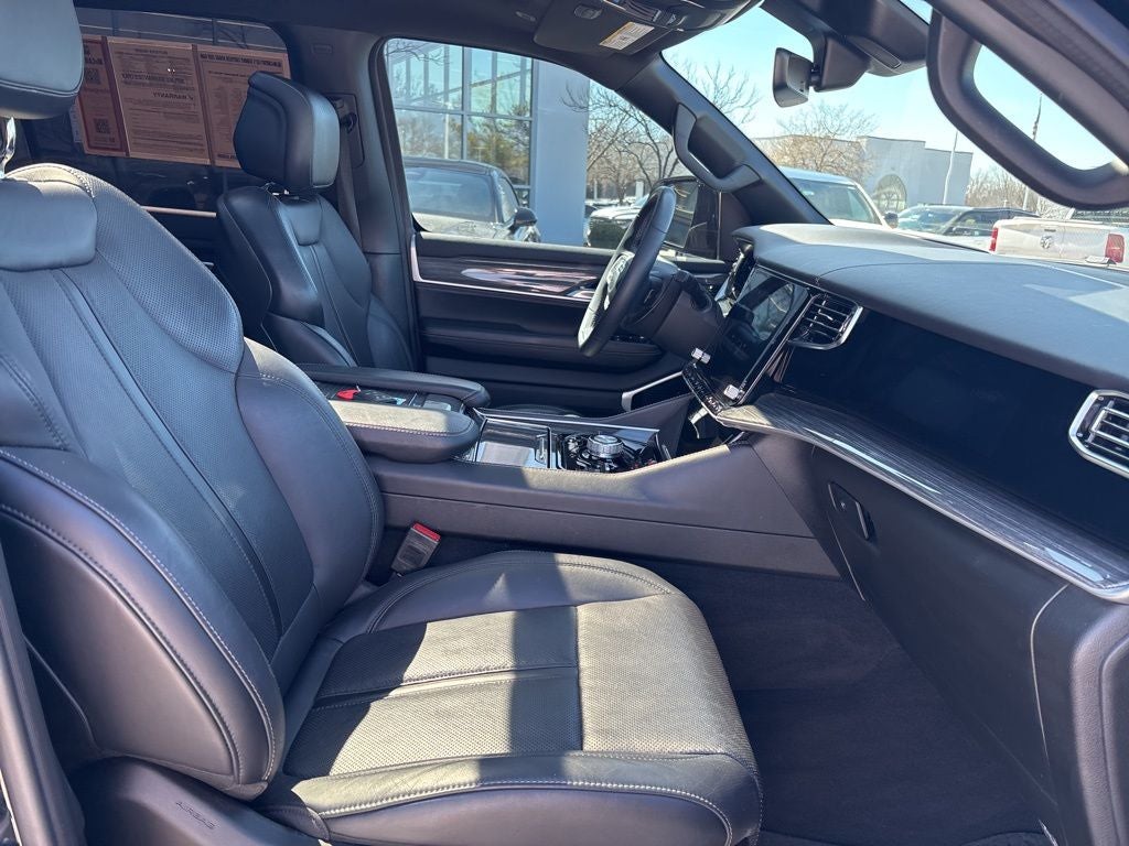 2022 Jeep Wagoneer Series III