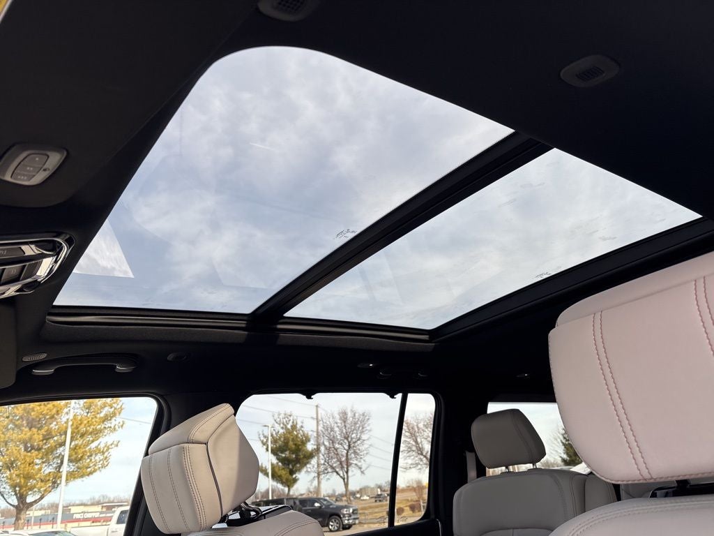 2026 Jeep Grand Wagoneer Summit