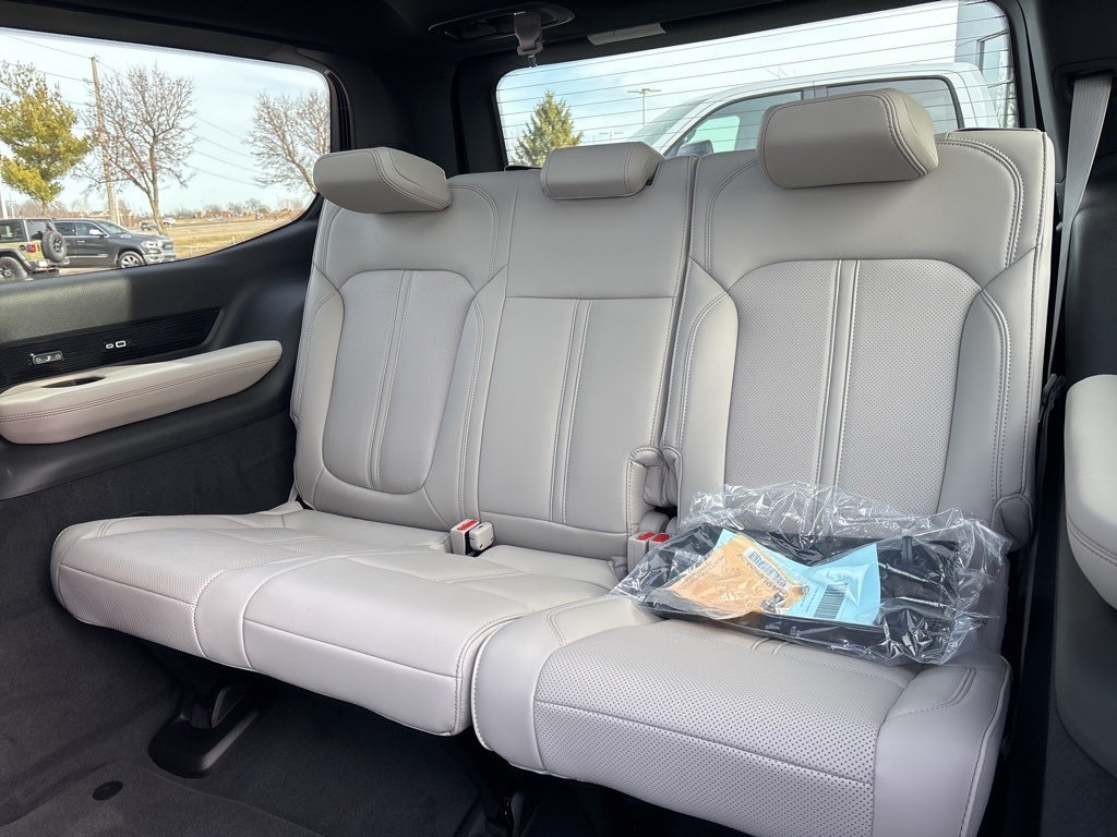 2026 Jeep Grand Wagoneer Summit