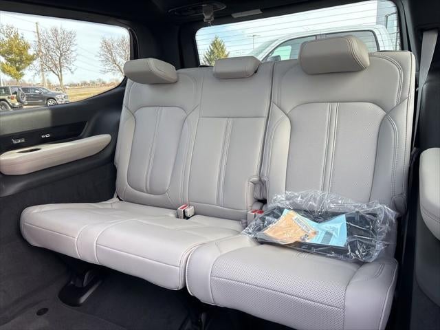2026 Jeep Grand Wagoneer GRAND WAGONEER SUMMIT OBSIDIAN 4X4