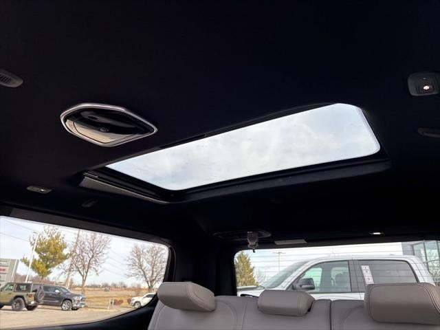2026 Jeep Grand Wagoneer GRAND WAGONEER SUMMIT OBSIDIAN 4X4