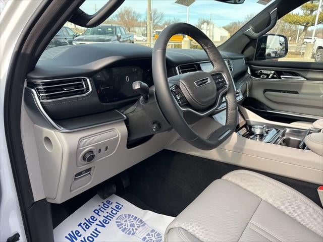 2026 Jeep Grand Wagoneer GRAND WAGONEER SUMMIT OBSIDIAN 4X4