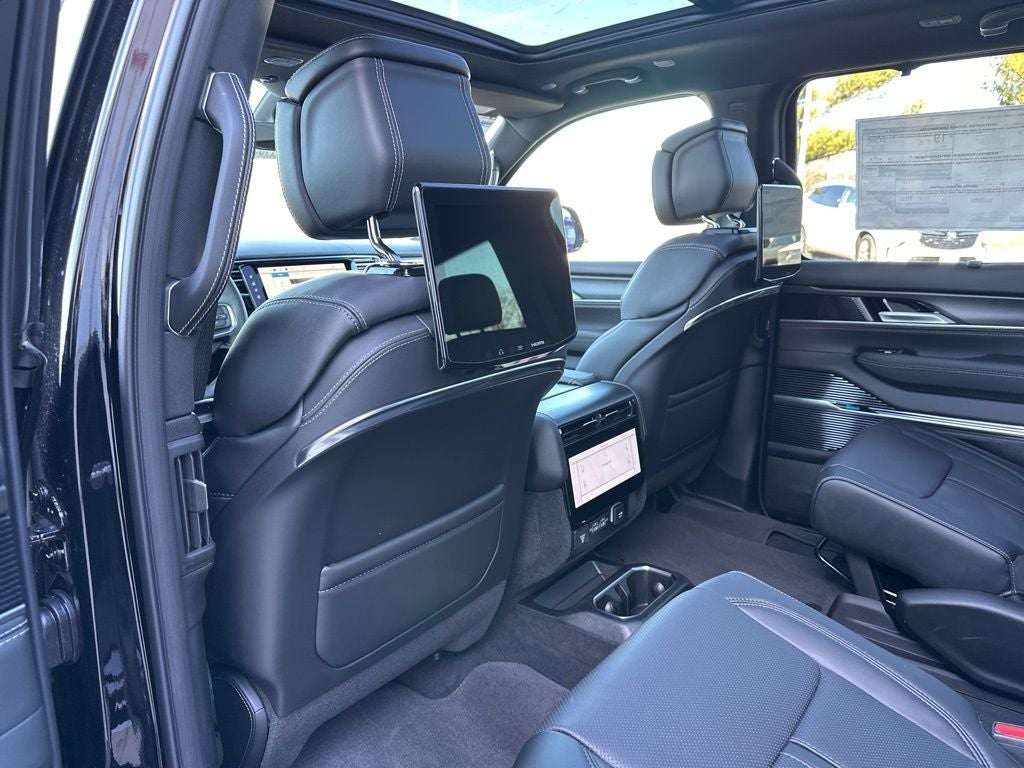 2026 Jeep Grand Wagoneer Summit