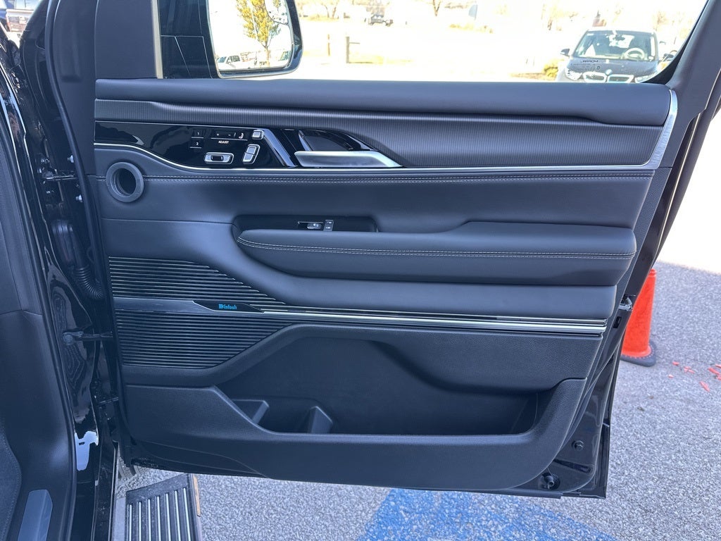 2026 Jeep Grand Wagoneer Summit