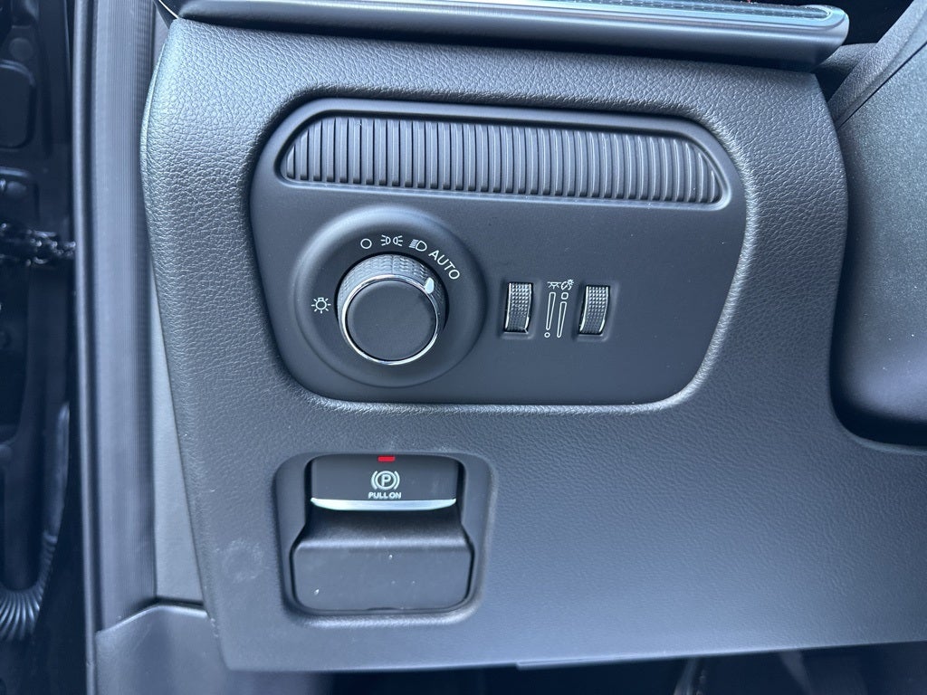 2026 Jeep Grand Wagoneer Summit