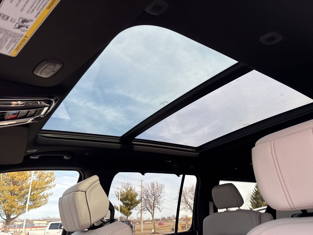 2026 Jeep Grand Wagoneer Summit