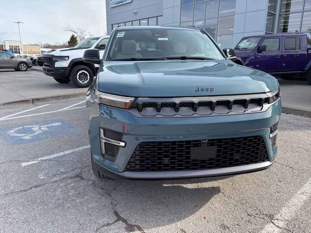 2026 Jeep Grand Wagoneer Summit