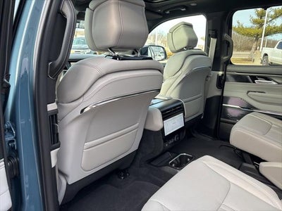 2026 Jeep Grand Wagoneer GRAND WAGONEER SUMMIT OBSIDIAN 4X4