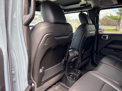 2026 Jeep Gladiator GLADIATOR SHADOW OPS 4X4