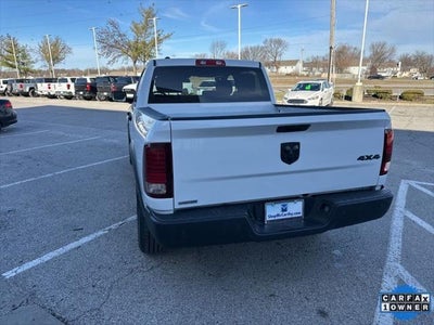 2024 RAM 1500 Classic Warlock Crew Cab 4x4 5'7' Box