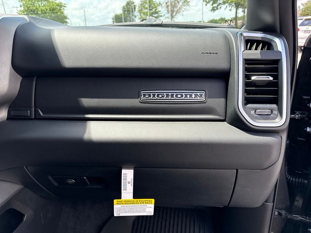 2026 RAM Ram 1500 RAM 1500 BIG HORN QUAD CAB 4X4 6'4' BOX