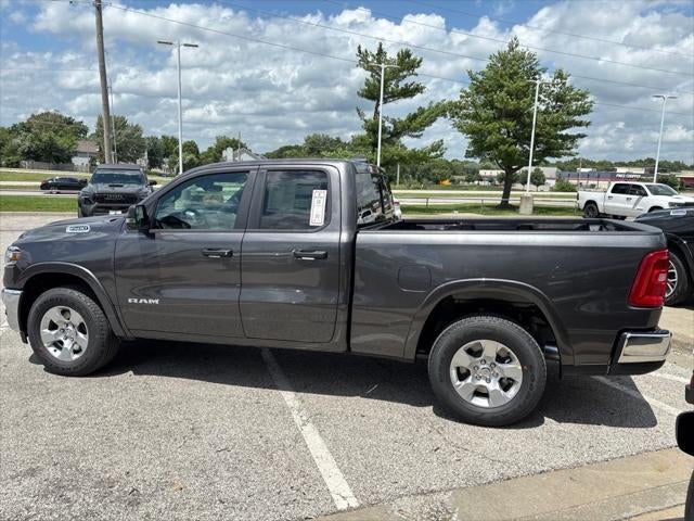 2026 RAM Ram 1500 RAM 1500 BIG HORN QUAD CAB 4X4 6'4' BOX