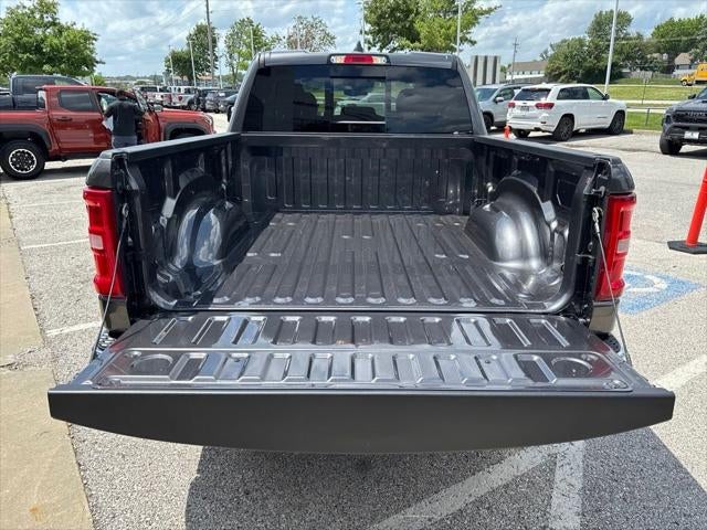 2026 RAM Ram 1500 RAM 1500 BIG HORN QUAD CAB 4X4 6'4' BOX