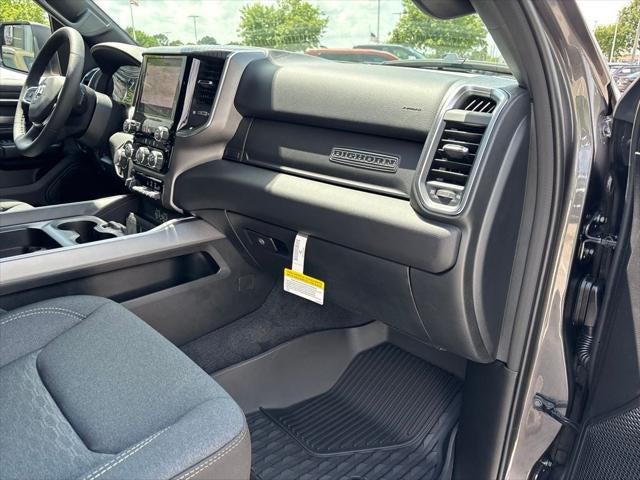 2026 RAM Ram 1500 RAM 1500 BIG HORN QUAD CAB 4X4 6'4' BOX