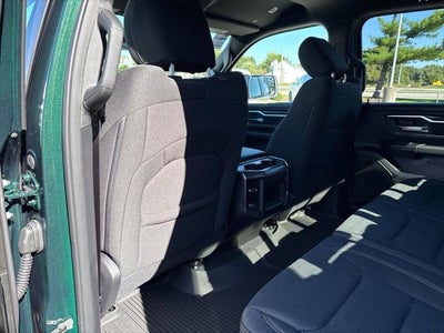 2027 RAM Ram 1500 RAM 1500 BIG HORN CREW CAB 4X4 5'7' BOX