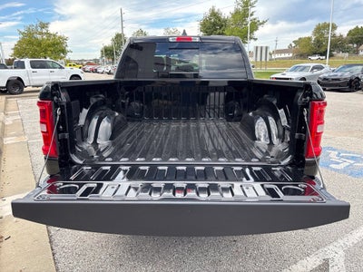 2027 RAM Ram 1500 RAM 1500 BIG HORN CREW CAB 4X4 5'7' BOX