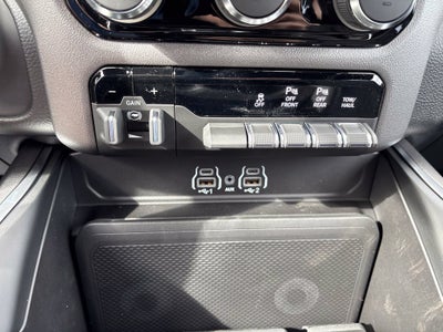 2027 RAM Ram 1500 RAM 1500 BIG HORN CREW CAB 4X4 5'7' BOX
