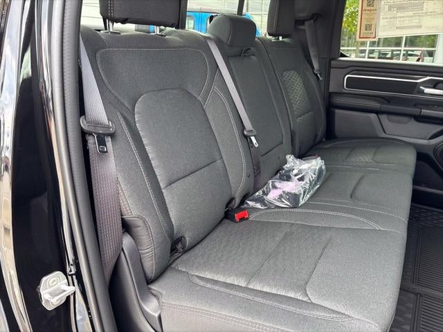 2027 RAM Ram 1500 RAM 1500 BIG HORN CREW CAB 4X4 5'7' BOX