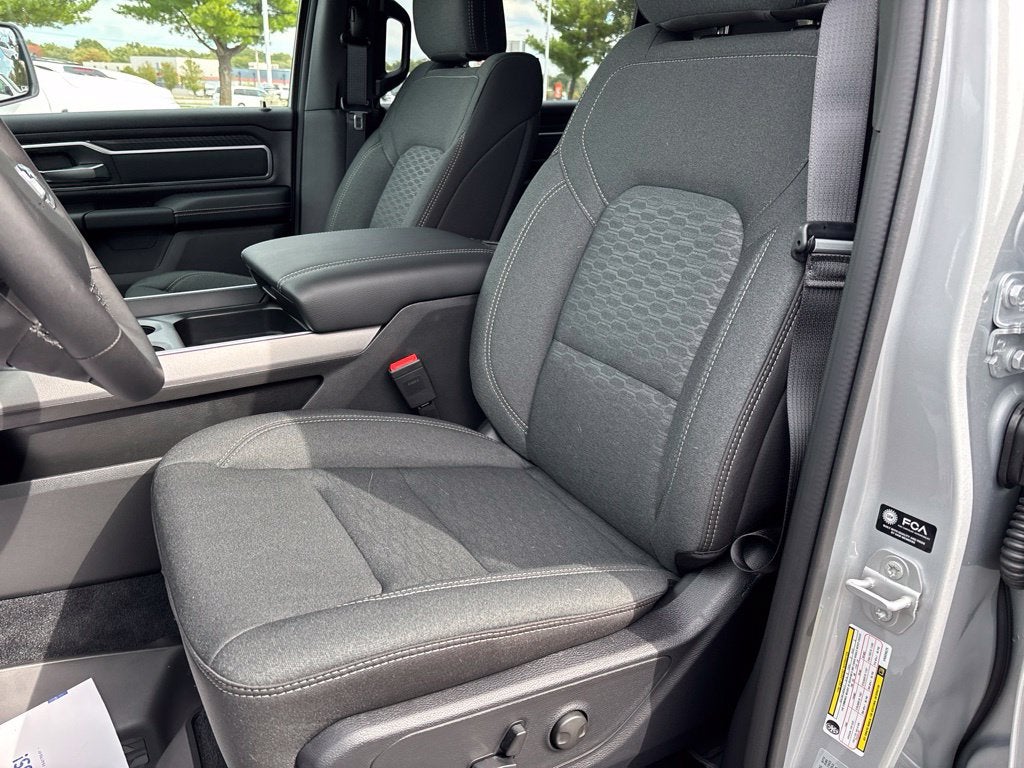 2027 RAM Ram 1500 RAM 1500 BIG HORN CREW CAB 4X4 5'7' BOX