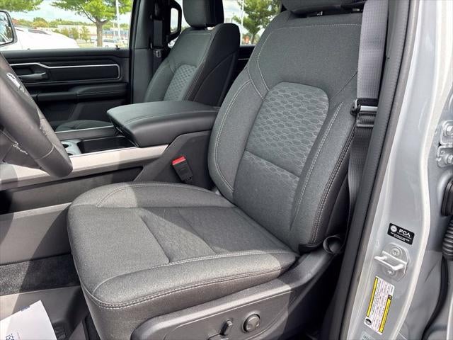 2027 RAM Ram 1500 RAM 1500 BIG HORN CREW CAB 4X4 5'7' BOX