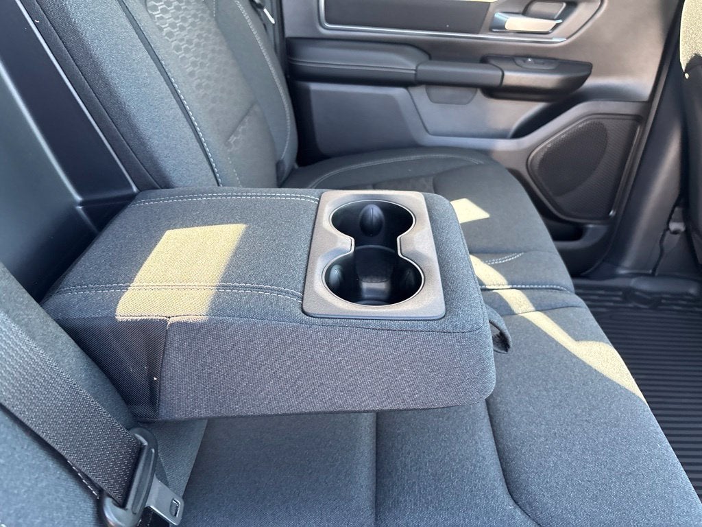 2027 RAM Ram 1500 RAM 1500 BIG HORN CREW CAB 4X4 5'7' BOX