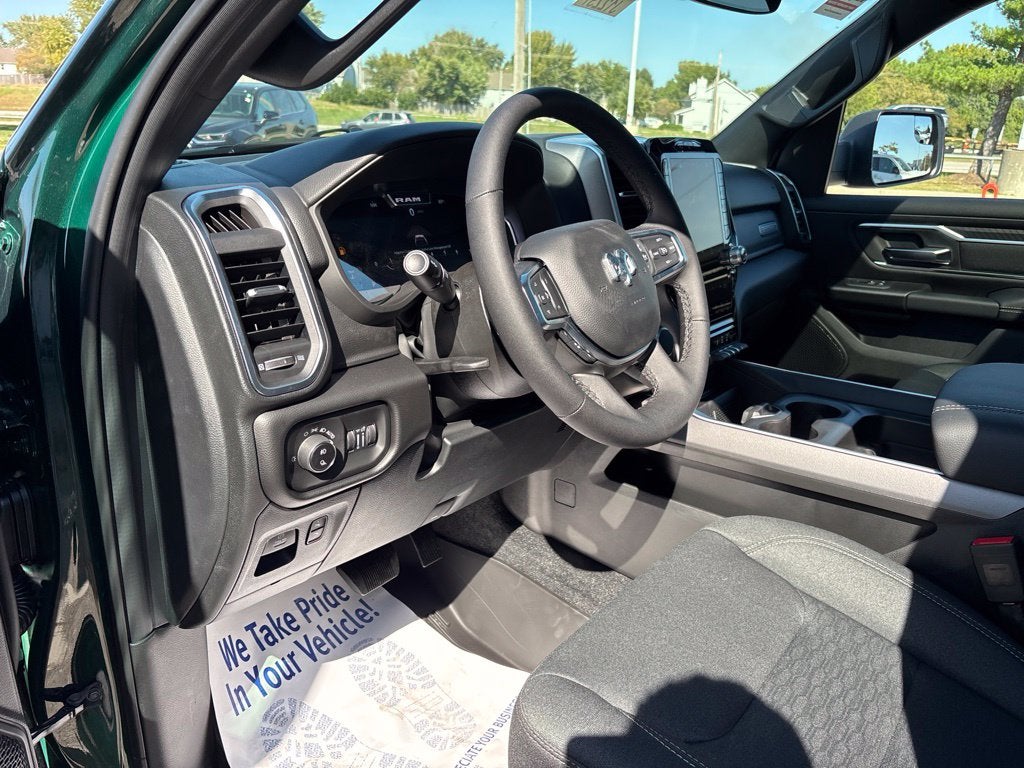 2027 RAM Ram 1500 RAM 1500 BIG HORN CREW CAB 4X4 5'7' BOX