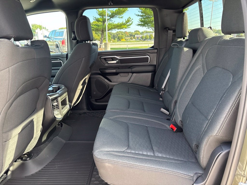 2027 RAM Ram 1500 RAM 1500 BIG HORN CREW CAB 4X4 5'7' BOX