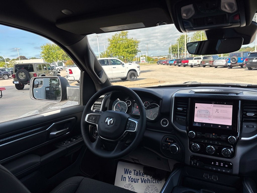2027 RAM Ram 1500 RAM 1500 BIG HORN CREW CAB 4X4 5'7' BOX