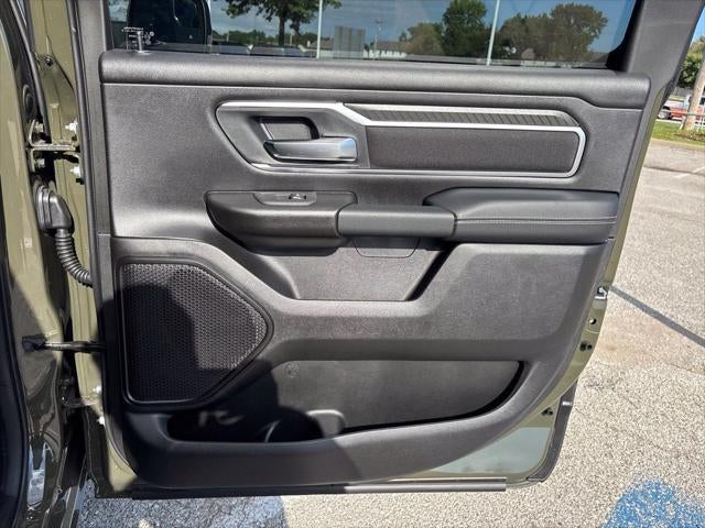 2027 RAM Ram 1500 RAM 1500 BIG HORN CREW CAB 4X4 5'7' BOX