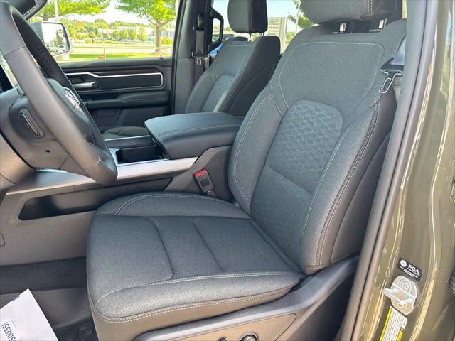 2027 RAM Ram 1500 RAM 1500 BIG HORN CREW CAB 4X4 5'7' BOX