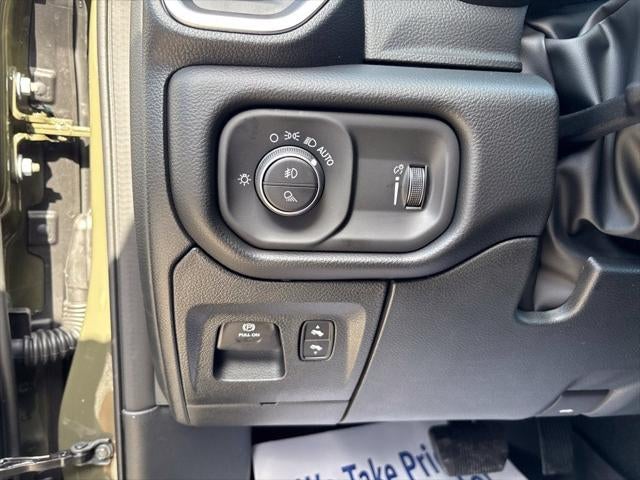2027 RAM Ram 1500 RAM 1500 BIG HORN CREW CAB 4X4 5'7' BOX